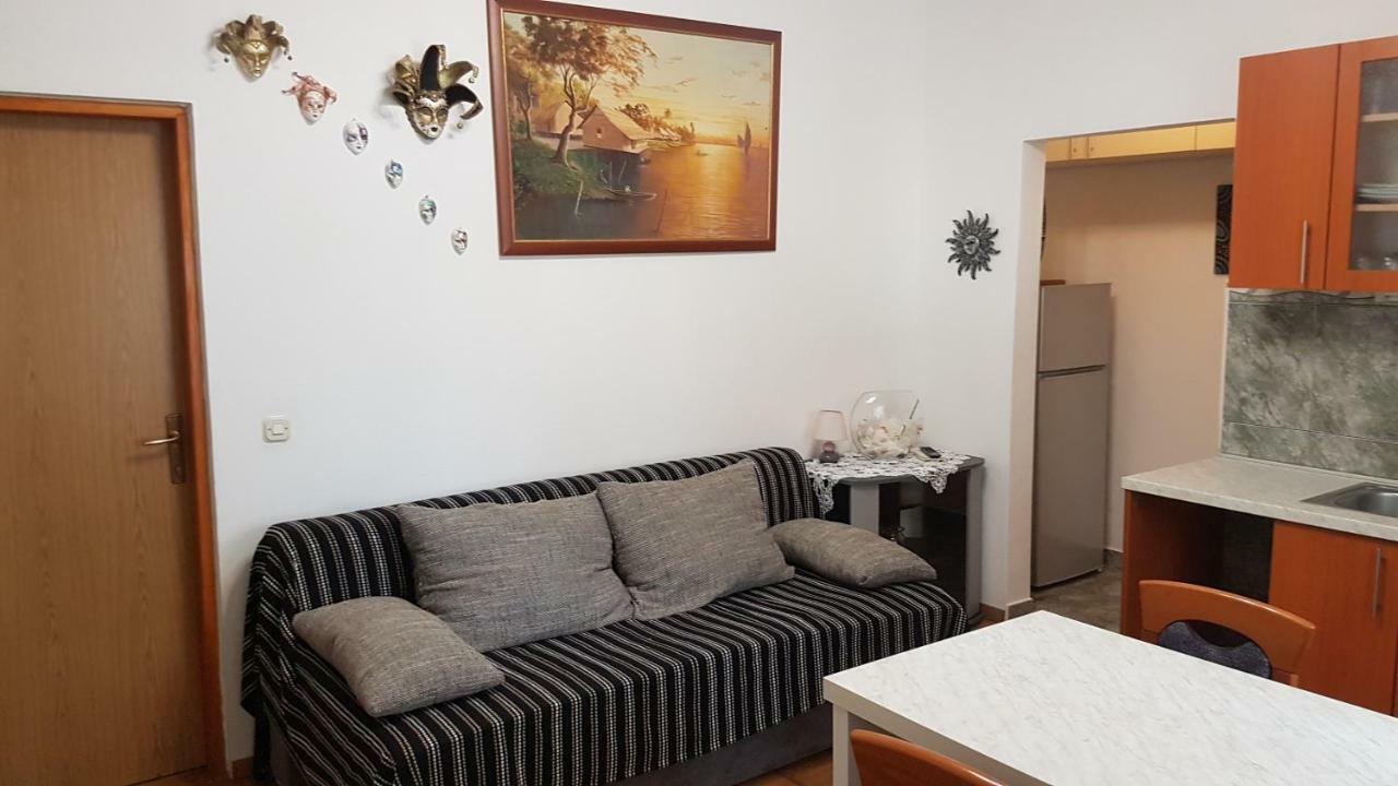 Apartments Lavanda Биоград-на-Мору Экстерьер фото